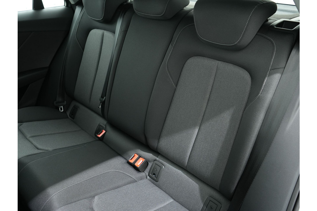 Audi Q2 35 TFSI 150PK S LINE S-TRONIC 56194057-4.jpg | Hvauto.nl