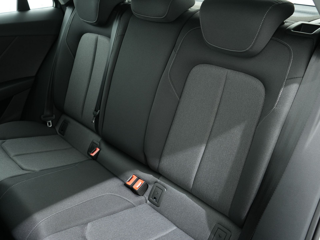 Audi Q2 35 TFSI 150PK S LINE S-TRONIC 56194057-4.jpg | Hvauto.nl