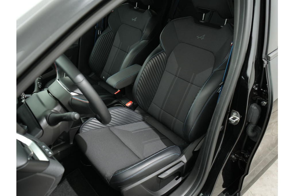 Renault Clio 1.6 E-TECH FULL HYBRID 145PK ESPRIT ALPINE 56274442-3.jpg | Hvauto.nl