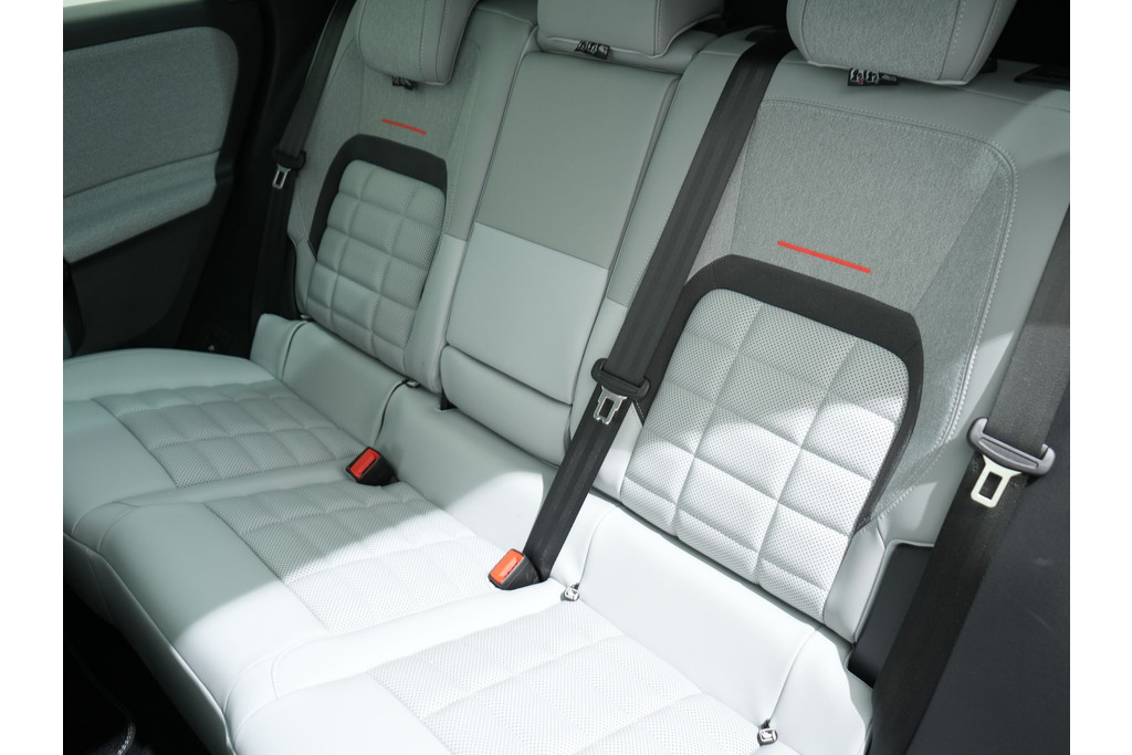 Citroën C5 Aircross 1.6 PLUG-IN HYBRID 195PK 56300947-4.jpg | Hvauto.nl