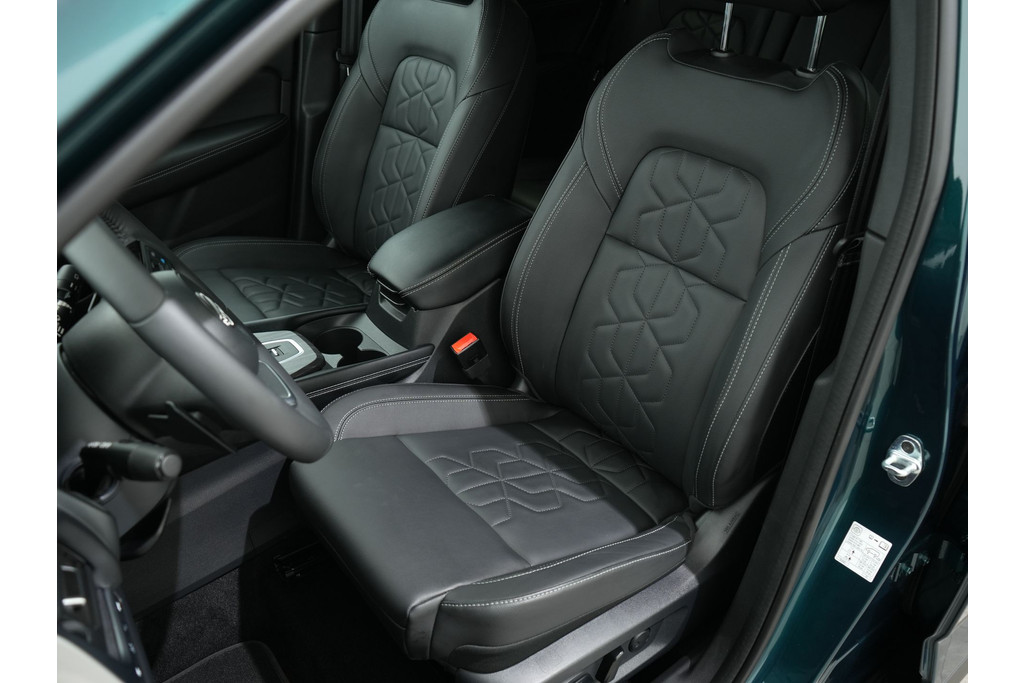 Nissan QASHQAI 1.3 MHEV 158PK XTRONIC TEKNA 56485605-3.jpg | Hvauto.nl
