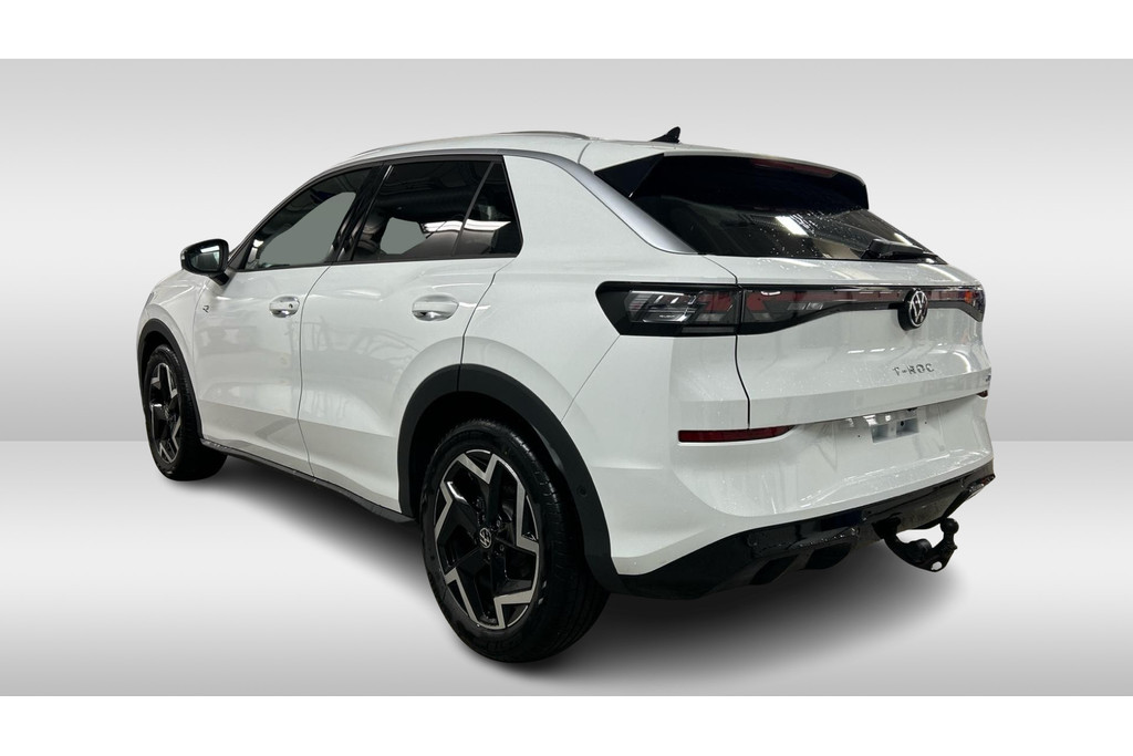 Volkswagen T-Roc 1.5 ETSI 150PK R-LINE DSG7 56535429-2.jpg | Hvauto.nl