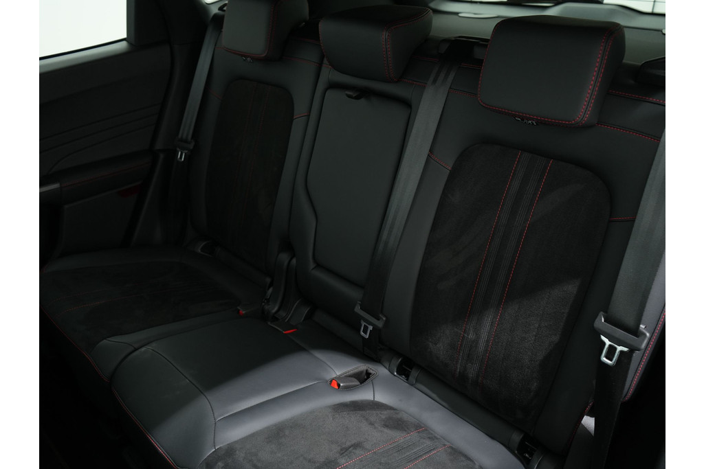 Ford Kuga 2.5 PHEV 243PK ST-LINE X CVT FACELIFT 56683361-4.jpg | Hvauto.nl