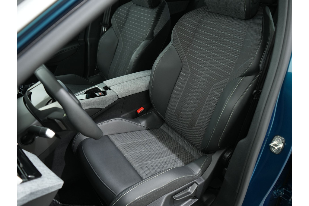 Peugeot 3008 1.2 HYBRID 145PK GT 56756757-3.jpg | Hvauto.nl