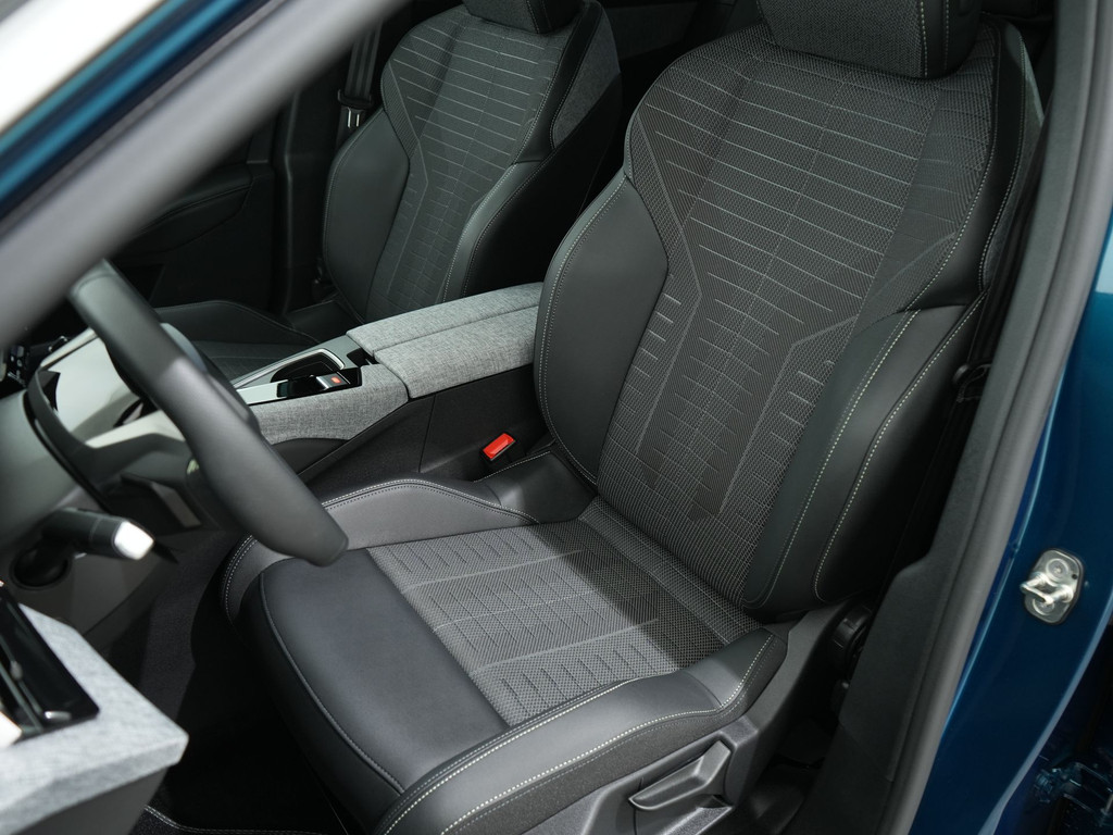 Peugeot 3008 1.2 HYBRID 145PK GT 56756968-3.jpg | Hvauto.nl