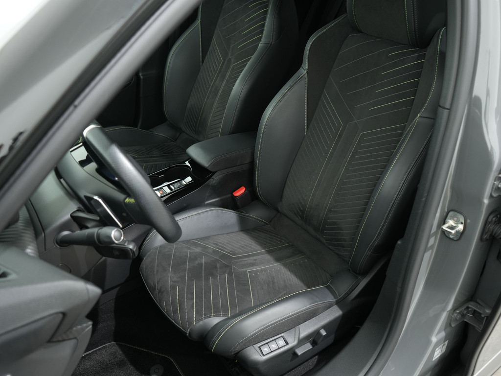 Peugeot 2008 1.2 TURBO 130PK GT EAT8 56765206-3.jpg | Hvauto.nl
