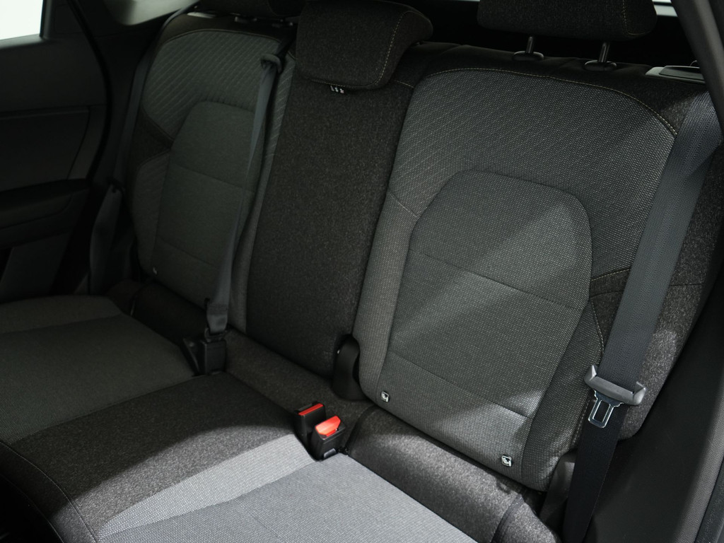 Renault Symbioz 1.8 E-TECH FULL HYBRID 160PK TECHNO 57183470-4.jpg | Hvauto.nl