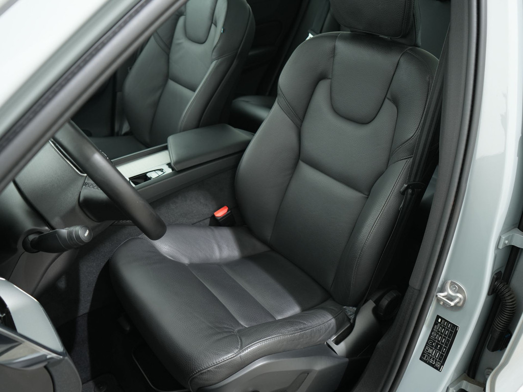 Volvo XC60 2.0 T6 PLUG-IN HYBRID AWD CORE BRIGHT AUT8 57620226-3.jpg | Hvauto.nl