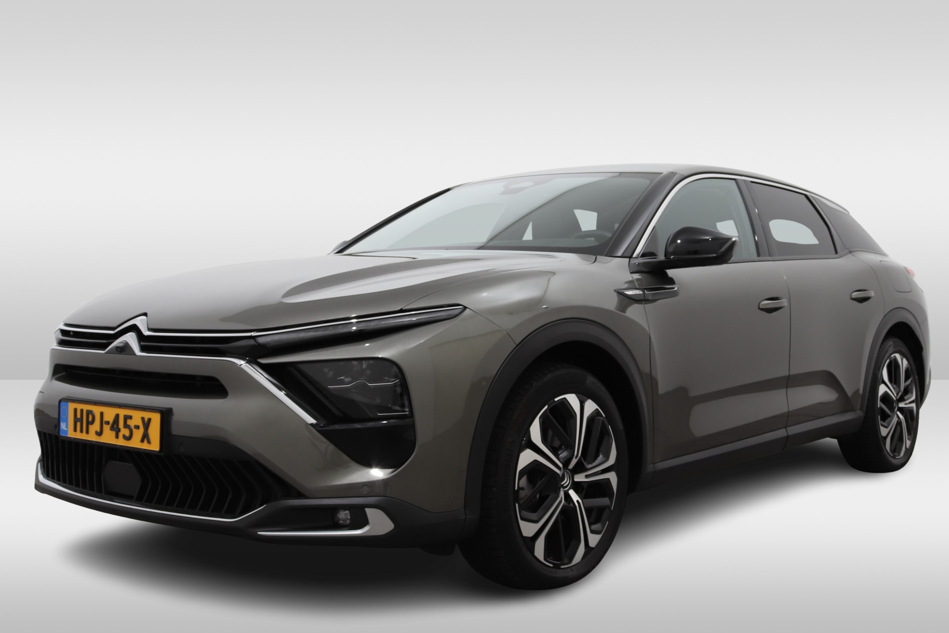 Citroën C5 X 1.6 PLUG-IN HYBRID 225PK SHINE PACK EAT8 45276116-0.jpg | Hvauto.nl