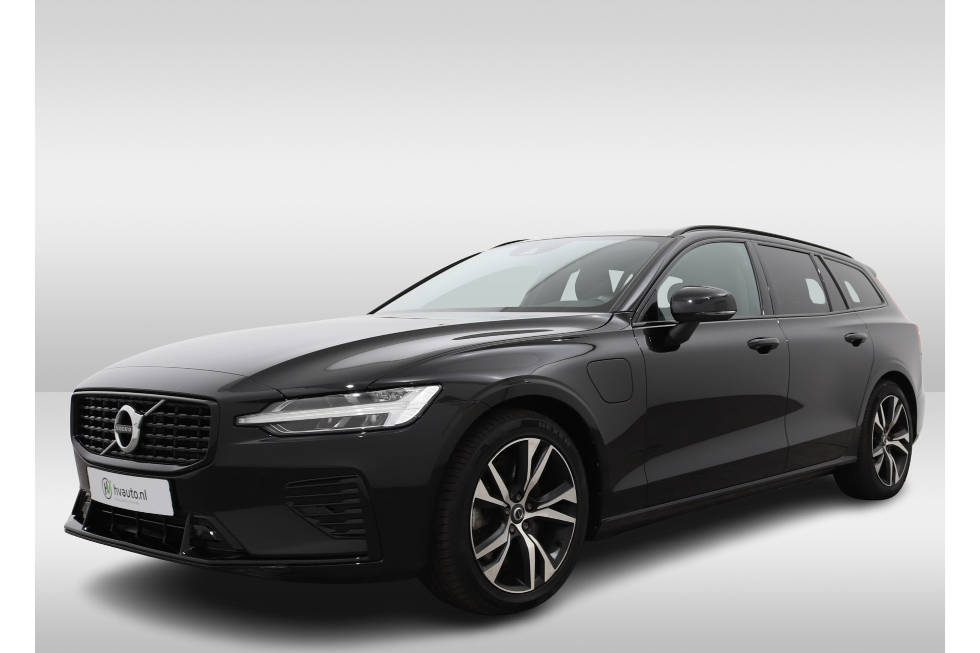 Volvo V60 2.0 T6 RECHARGE 350PK AWD R-DESIGN AUT8 45470220-0.jpg | Hvauto.nl